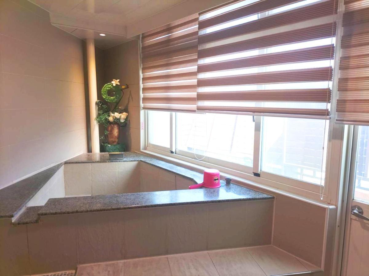 Jinshan Sakura Bay Hot Spring Hotel Екстериор снимка